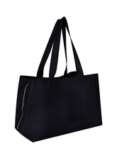 Large capacity nylon shoulder bag R31004