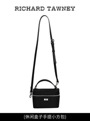 Nylon square bag, can be carried by hand or as a shoulder bag R31023