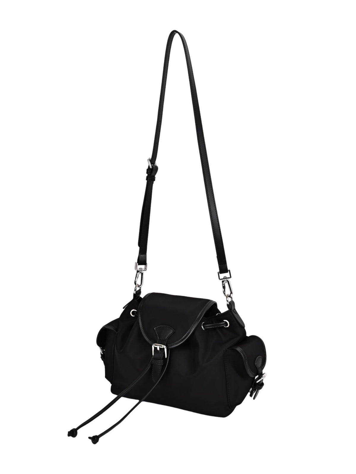Nylon bags can be used as shoulder bags or backpacks R31009